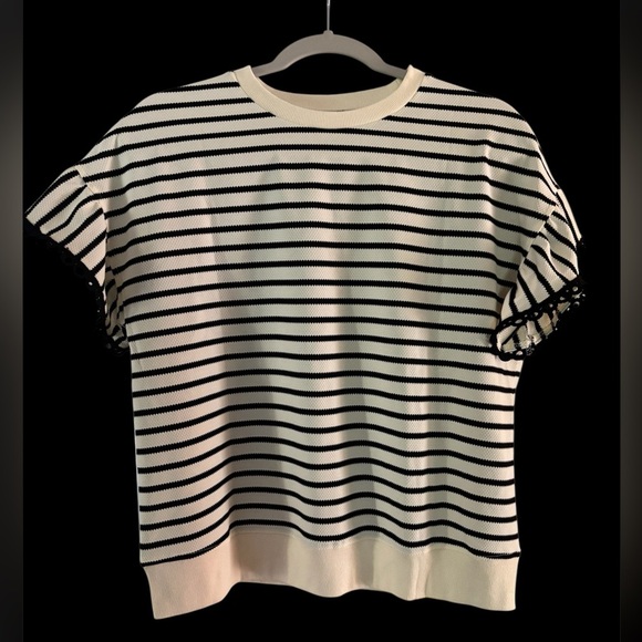 Women’s Striped Blouse NWOT - Picture 1 of 3